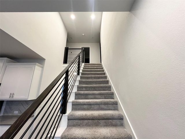 116 Limonite LN, Liberty Hill, TX 78642