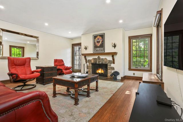 66 Caterson Terrace, Hartsdale, NY 10530