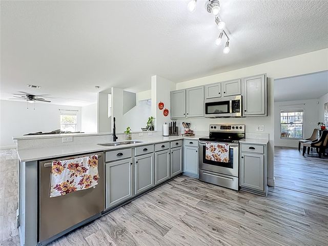 13841 CHIHULY COURT, Orlando, FL 32824