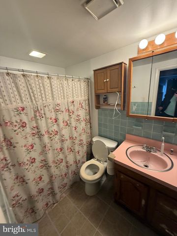 2407 MARSHALL RD, Drexel Hill, PA 19026