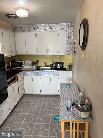 2407 MARSHALL RD, Drexel Hill, PA 19026
