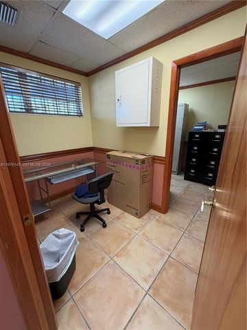 1933 SW 27th Ave, Miami, FL 33145