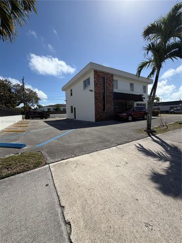 1933 SW 27th Ave, Miami, FL 33145