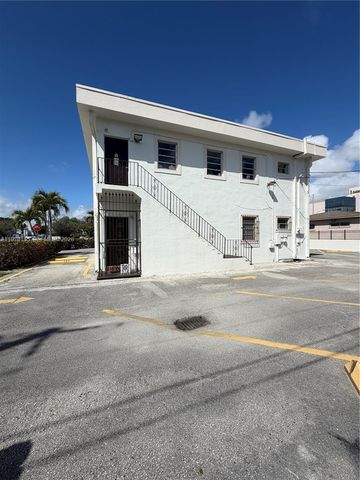 1933 SW 27th Ave, Miami, FL 33145