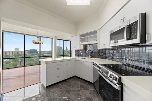 1111 Bering Drive 1001, Houston, TX 77057