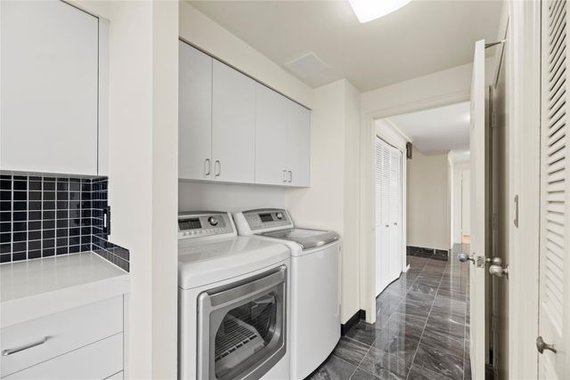 1111 Bering Drive 1001, Houston, TX 77057