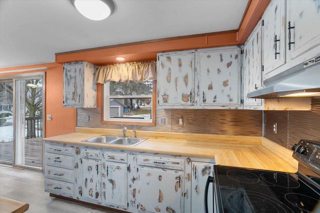 508 HEMLOCK STREET, Marathon, WI 54448