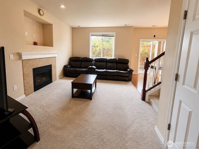 16325 43rd Avenue W, Lynnwood, WA 98087