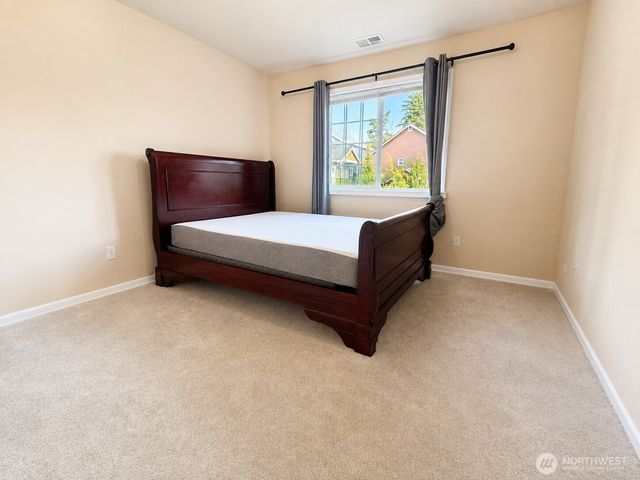 16325 43rd Avenue W, Lynnwood, WA 98087