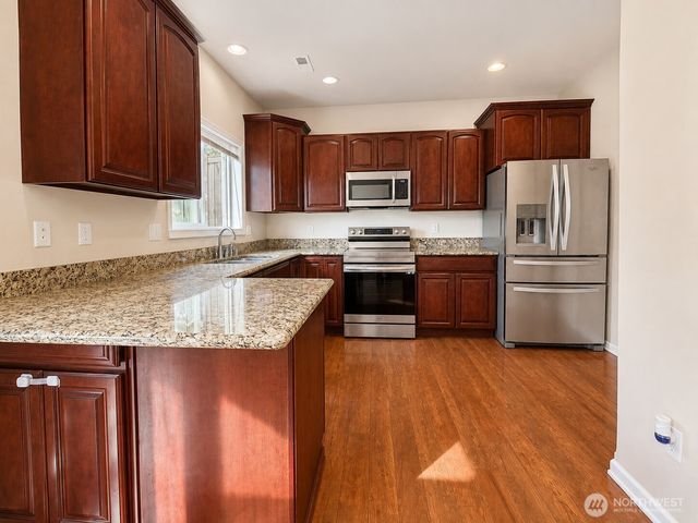 16325 43rd Avenue W, Lynnwood, WA 98087