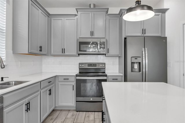 1711 CHATSWORTH CIRCLE, St Cloud, FL 34771