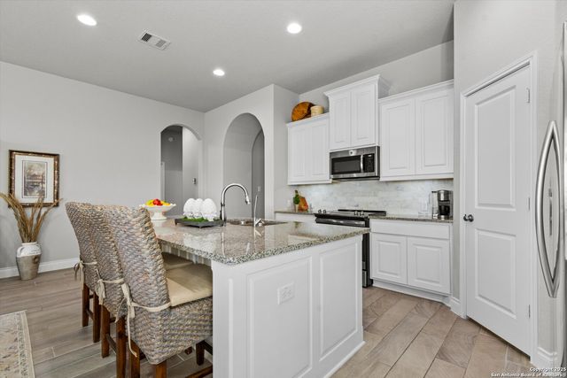 2878 Coral, Seguin, TX 78155