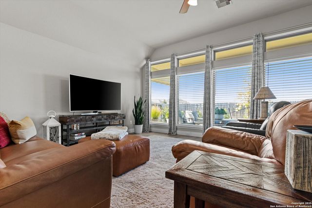 2878 Coral, Seguin, TX 78155