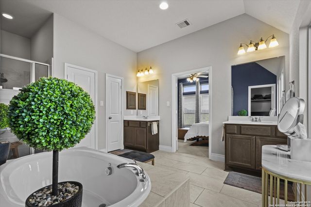 2878 Coral, Seguin, TX 78155