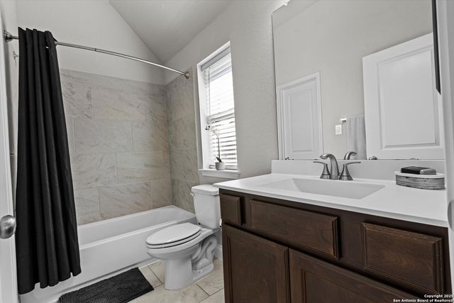 2878 Coral, Seguin, TX 78155