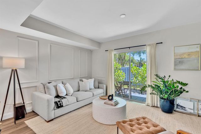 1801 NE 15th Avenue 1801, Fort Lauderdale, FL 33305
