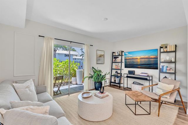 1801 NE 15th Avenue 1801, Fort Lauderdale, FL 33305