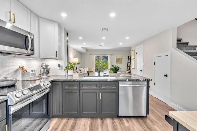 1801 NE 15th Avenue 1801, Fort Lauderdale, FL 33305