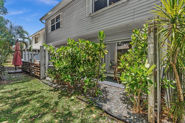 1801 NE 15th Avenue 1801, Fort Lauderdale, FL 33305