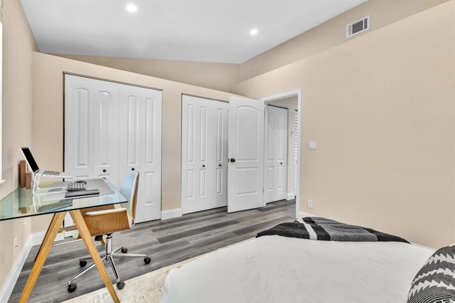 1801 NE 15th Avenue 1801, Fort Lauderdale, FL 33305