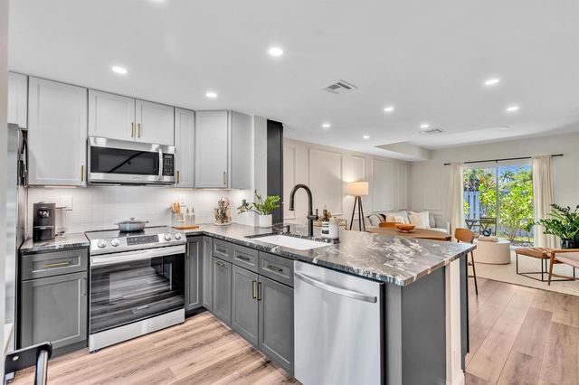 1801 NE 15th Avenue 1801, Fort Lauderdale, FL 33305