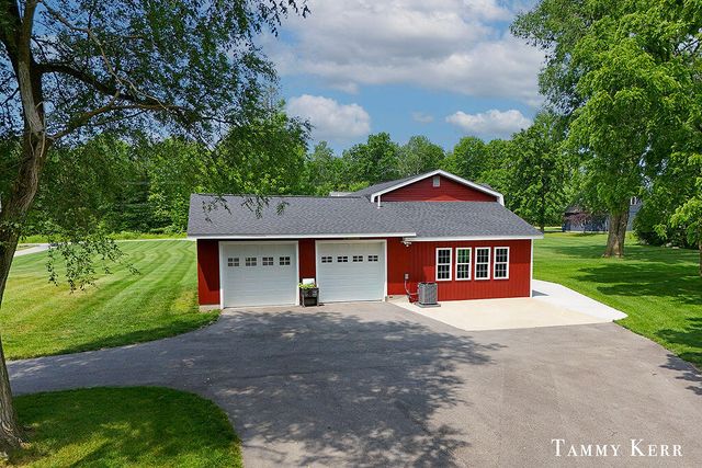 3735 63rd Street, Saugatuck, MI 49453