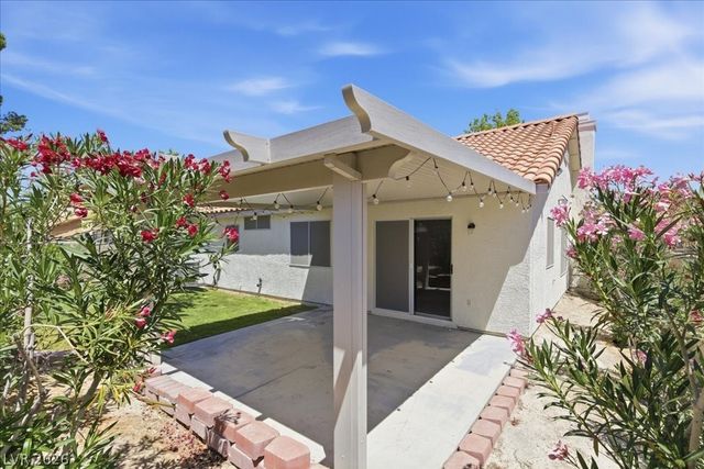 1623 Black Hills Way, North Las Vegas, NV 89031