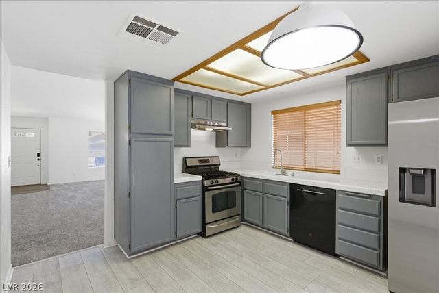 1623 Black Hills Way, North Las Vegas, NV 89031