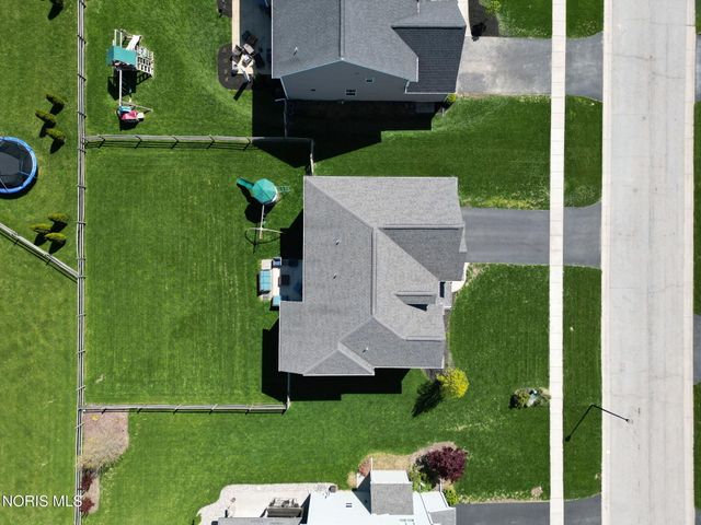 14962 Stonebridge Lane, Perrysburg, OH 43551
