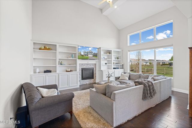 14962 Stonebridge Lane, Perrysburg, OH 43551