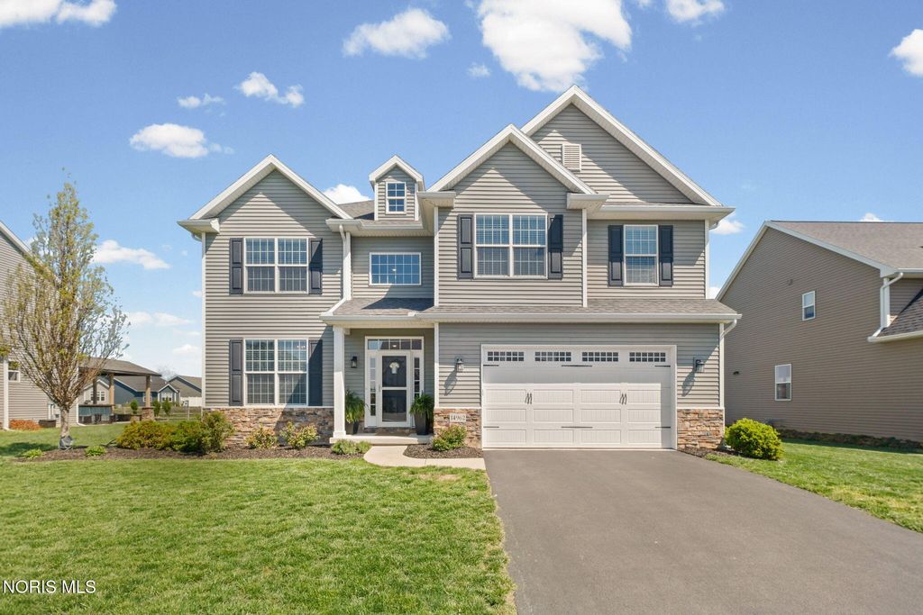 14962 Stonebridge Lane, Perrysburg, OH 43551