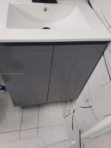 150 NE 169th Ter, North Miami Beach, FL 33162