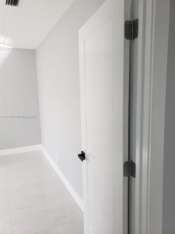 150 NE 169th Ter, North Miami Beach, FL 33162