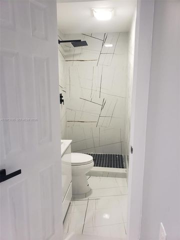 150 NE 169th Ter, North Miami Beach, FL 33162