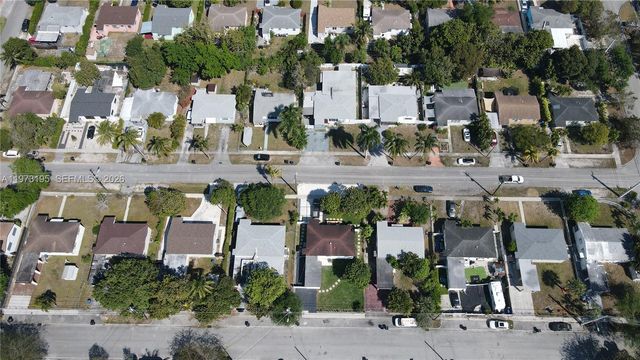 150 NE 169th Ter, North Miami Beach, FL 33162