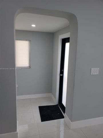 150 NE 169th Ter, North Miami Beach, FL 33162