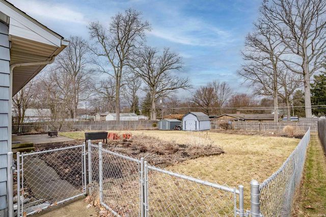 4019 Dalewood Drive, Fort Wayne, IN 46815