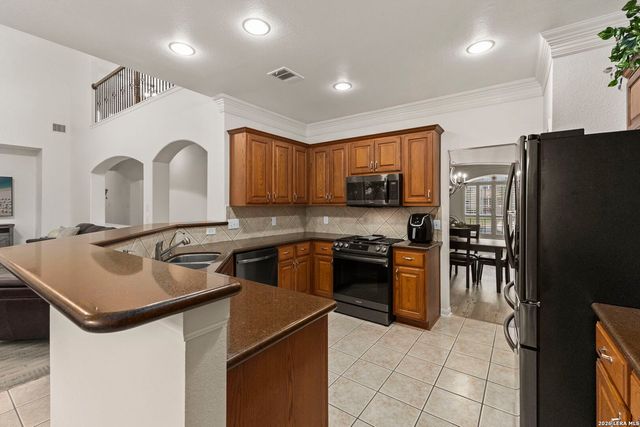 25311 Bunker Dr, San Antonio, TX 78260