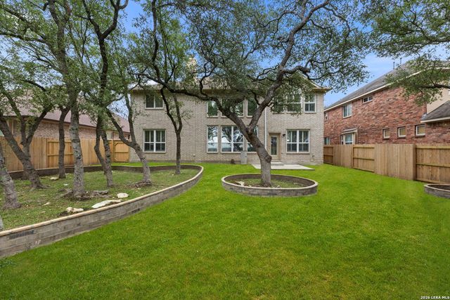 25311 Bunker Dr, San Antonio, TX 78260