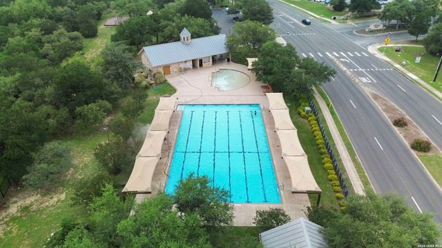 25311 Bunker Dr, San Antonio, TX 78260