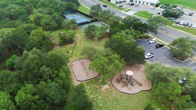 25311 Bunker Dr, San Antonio, TX 78260