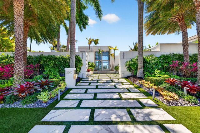 2200 Inlet Drive, Fort Lauderdale, FL 33316