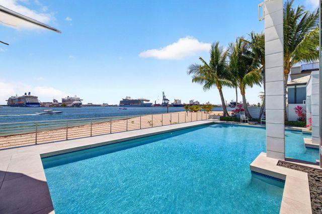 2200 Inlet Drive, Fort Lauderdale, FL 33316