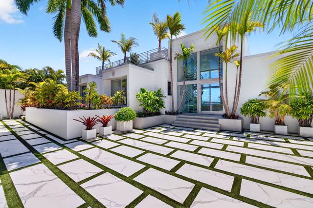 2200 Inlet Drive, Fort Lauderdale, FL 33316