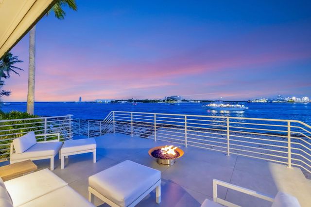 2200 Inlet Drive, Fort Lauderdale, FL 33316