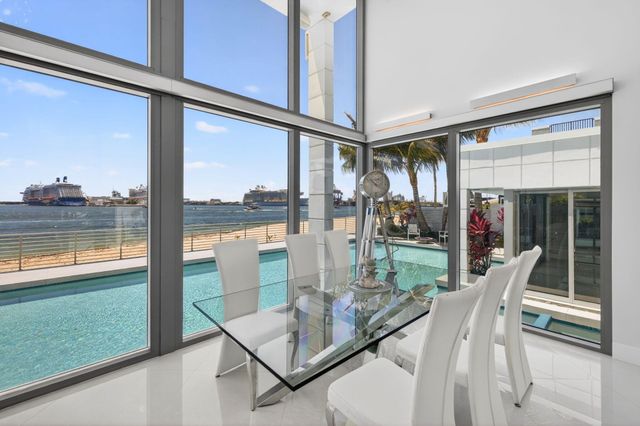 2200 Inlet Drive, Fort Lauderdale, FL 33316