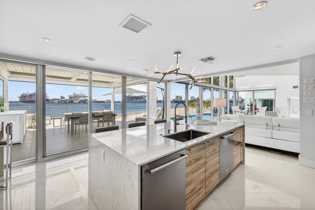2200 Inlet Drive, Fort Lauderdale, FL 33316