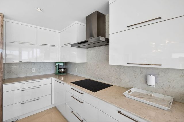 2200 Inlet Drive, Fort Lauderdale, FL 33316