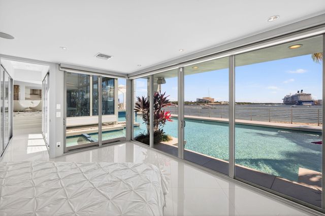 2200 Inlet Drive, Fort Lauderdale, FL 33316
