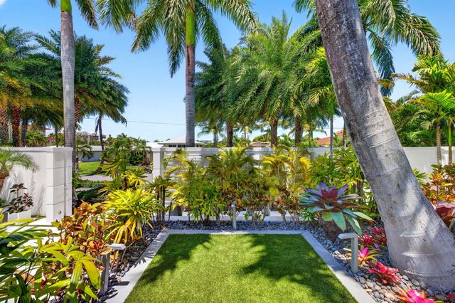 2200 Inlet Drive, Fort Lauderdale, FL 33316